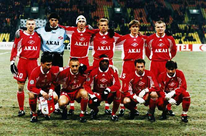 1998 год. AKAI — спонсор футбольной команды «Спартак» Москва.