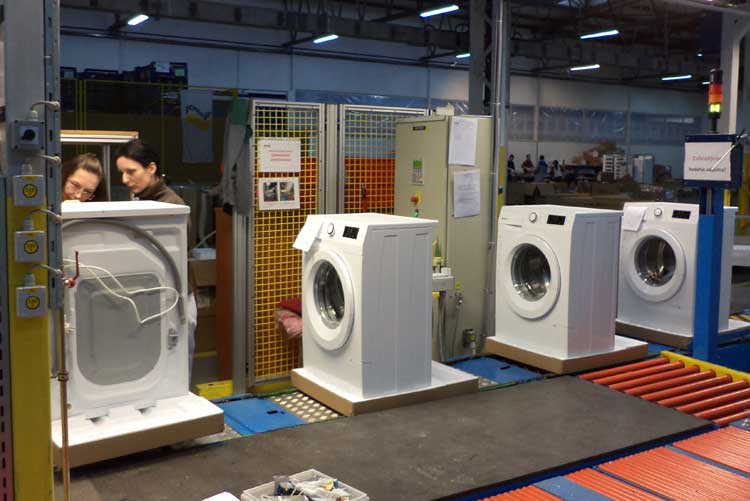 Производство стиральных машин на заводе Gorenje Home d.o.o. Zajecar