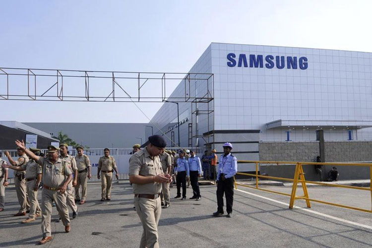 Завод смартфонов Samsung в Индии