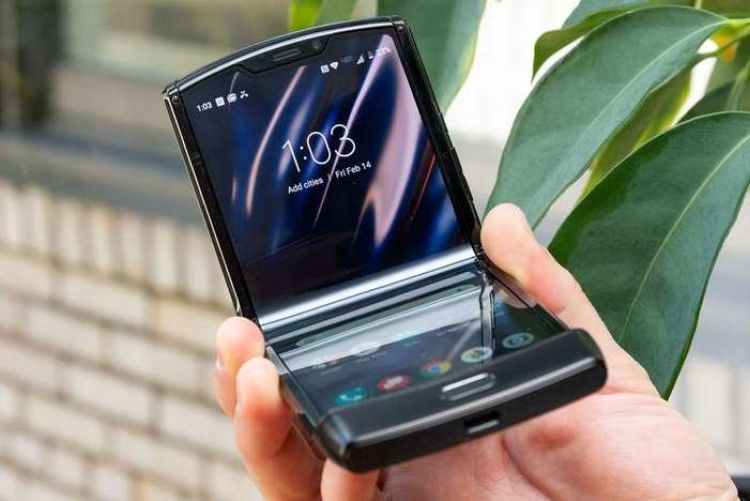 Motorola RAZR